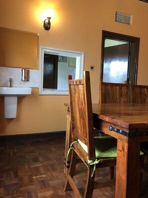 Suite Deluxe, letti multipli, non fumatori | Area soggiorno