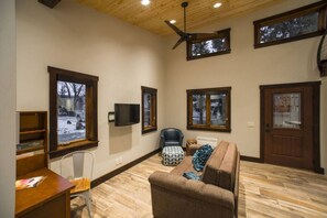 Téléviseur à écran plat