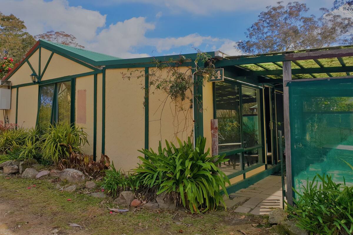 Ferienhaus, 3 Schlafzimmer, 2 Bäder (Cottage 14) | Schreibtisch, Bettwäsche