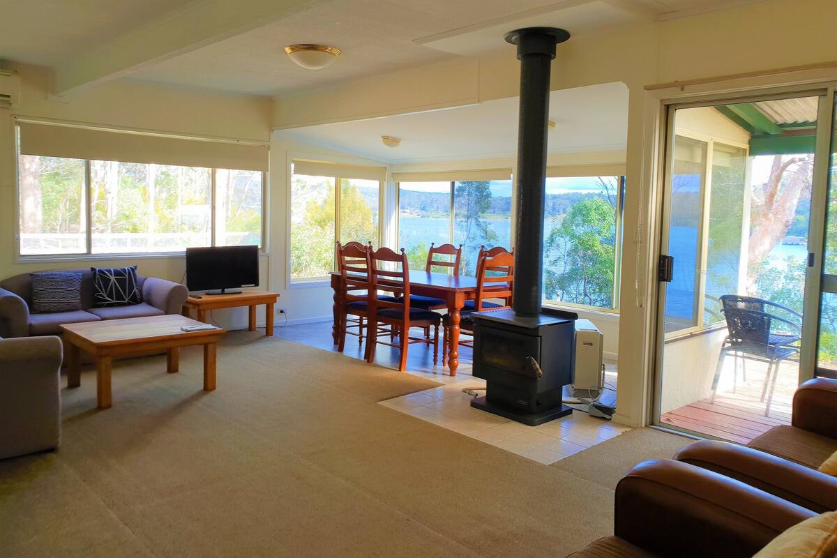 Familien-Ferienhaus, 2 Schlafzimmer (Cottage 12) | Schreibtisch, Bettwäsche