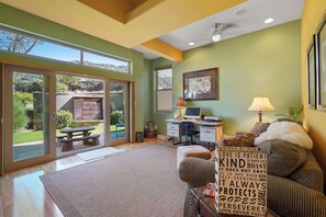 Smart TV, fireplace, video games, DVD player