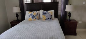 3 bedrooms, WiFi, bed sheets - Your Secret Paradise , Richmond-St.Ann (St.Anns)