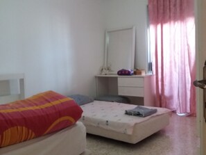 3 bedrooms, iron/ironing board