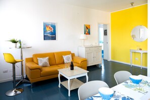 Smart TV, books, offices