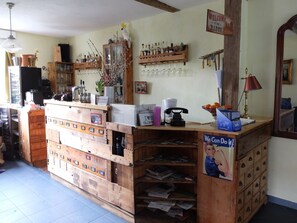 Bar (en la propiedad)