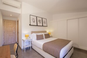 2 bedrooms, iron/ironing board, WiFi, bed sheets - Lovely countryside comfortable quiet villa at only 5min from Pollensa beaches (Pollensa)