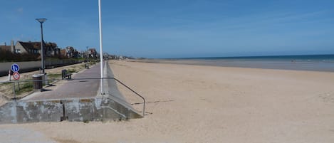 Vlak bij het strand