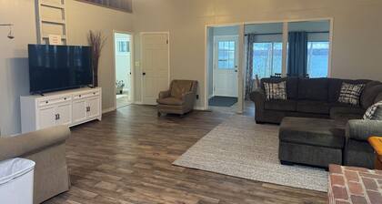 Le nid d'oiseau sur le fleuve Tennessee