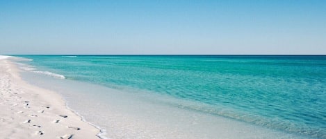 Beach nearby, sun loungers, beach towels