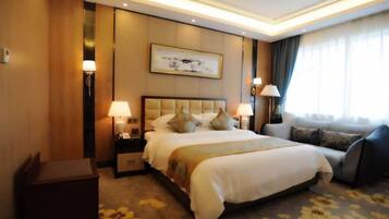 Minibar, bureau, rideaux occultants, lits pliants/supplémentaires