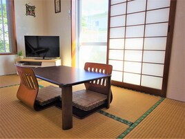 2 habitaciones, wifi gratis y ropa de cama 