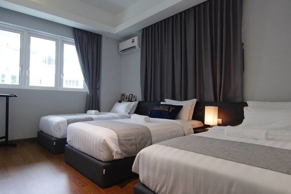 Apartamento Deluxe, varias camas, no fumadores | 3 dormitorios, ropa de cama de alta calidad, decoración individual