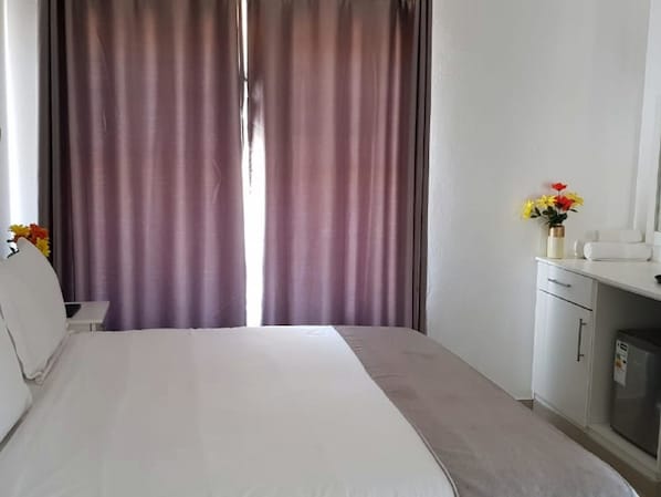In-room safe, iron/ironing board, free WiFi, bed sheets