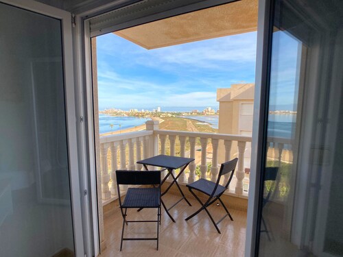 Front line fully equipped in Playa Paraíso