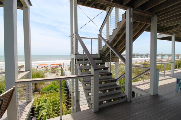 المنطقة المحيطة بالمنشأة