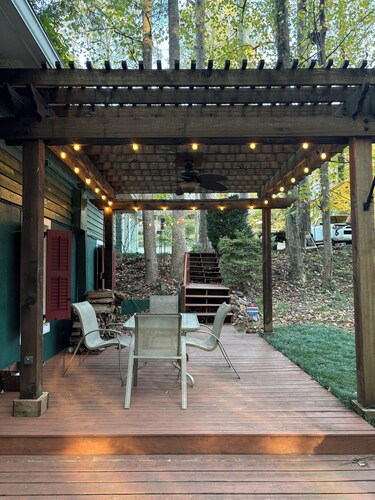 Cottage à l'extrémité sud du lac