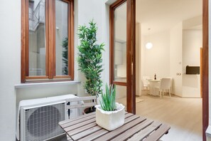 Apartment, 1 Queen Bed with Sofa bed, Non Smoking | Terrace/patio - Pergola 19 - Keys OF Italy (Florence)