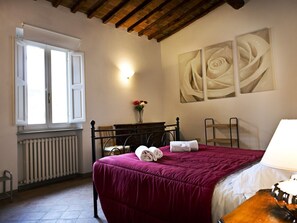 Apartment, 1 Schlafzimmer, Nichtraucher | 1 Schlafzimmer, individuell dekoriert, individuell eingerichtet