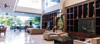 At HOM Premiere Timoho