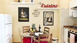 Classic Apartment, 1 Bedroom, Non Smoking | Private kitchen | Espresso maker, coffee/tea maker, full-sized fridge, oven - ROMA 6 - KEYS OF ITALY - Duomo view (Florence)
