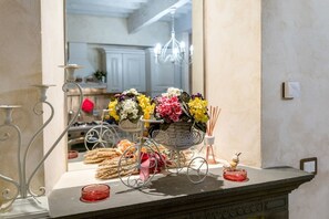 Apartment, 1 Schlafzimmer, Nichtraucher | Wohnbereich | LCD-Fernseher