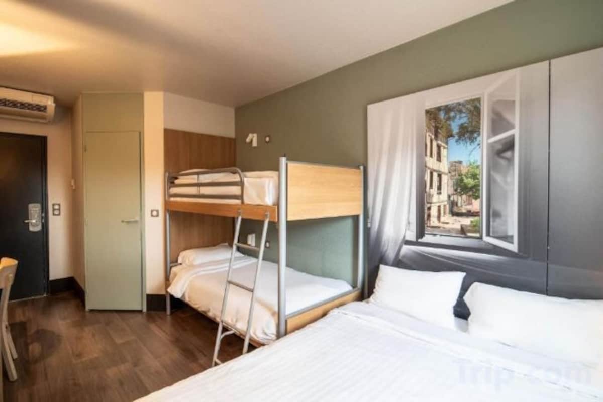 Quadruple Room