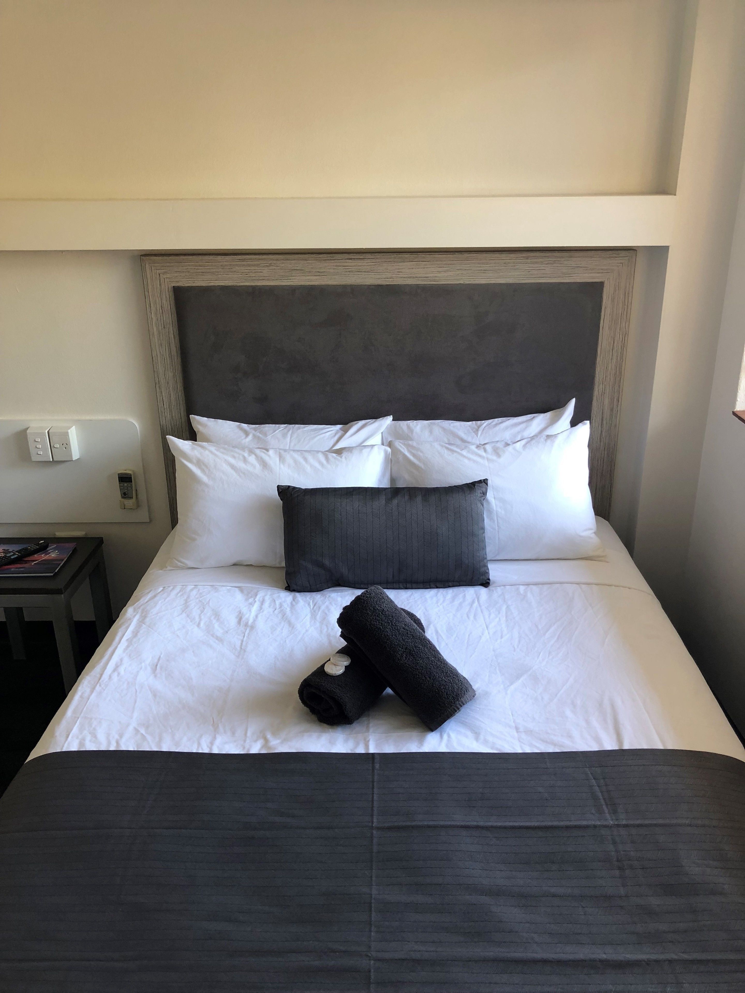 1 soverom, individuelt dekorert og individuelt innredet