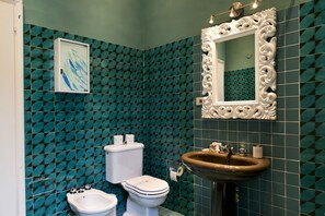 Bathroom - Speziali 1-deluxe Apartment in Repubblica's Square (Florence)