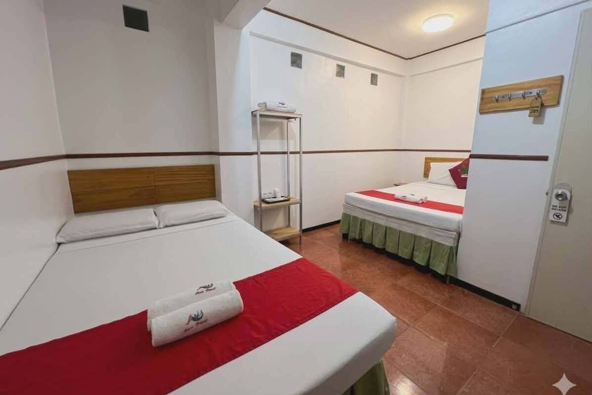 Wifi gratis y ropa de cama