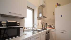 Appartement, 1 chambre, non-fumeurs | Cuisine privée