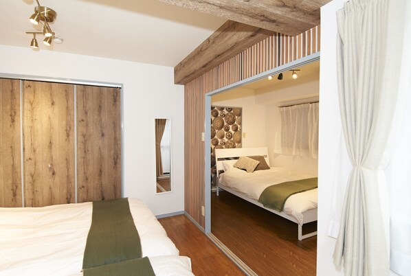 Apartment Room 201 | Free WiFi, bed sheets - MAX Ebisu (Osaka)