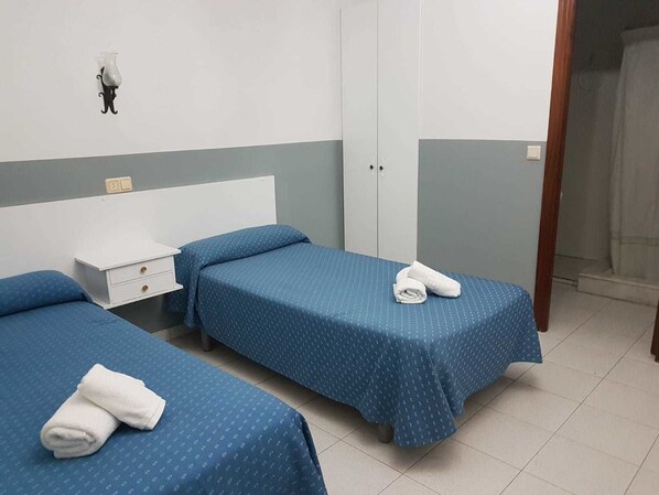 Wifi gratis y ropa de cama