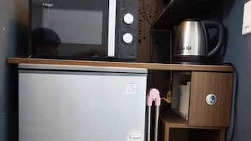 House (1F) | Mini-refrigerator