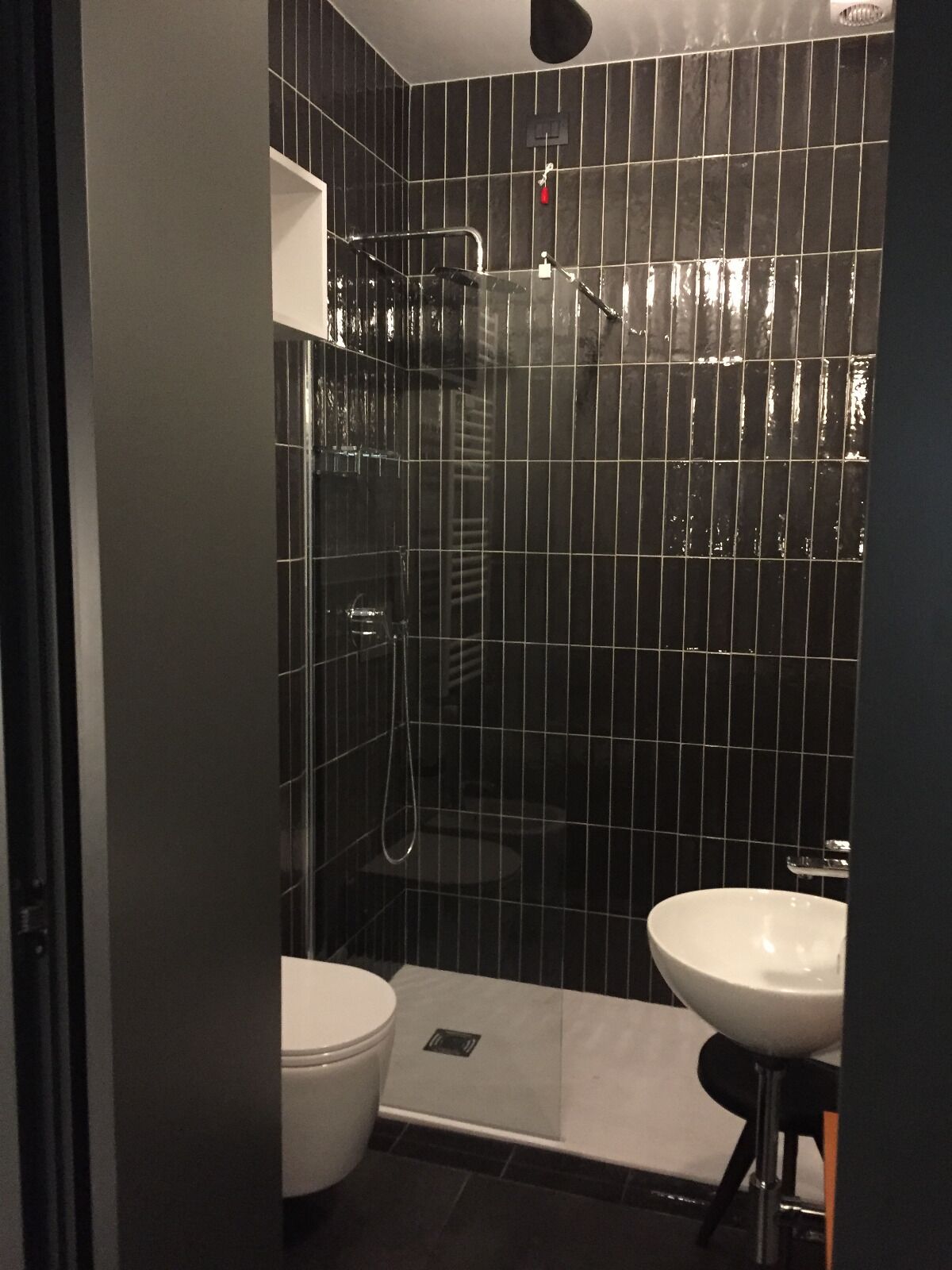 Luxury Double Room, Balcony | Bathroom | Shower, rainfall showerhead, free toiletries, hair dryer