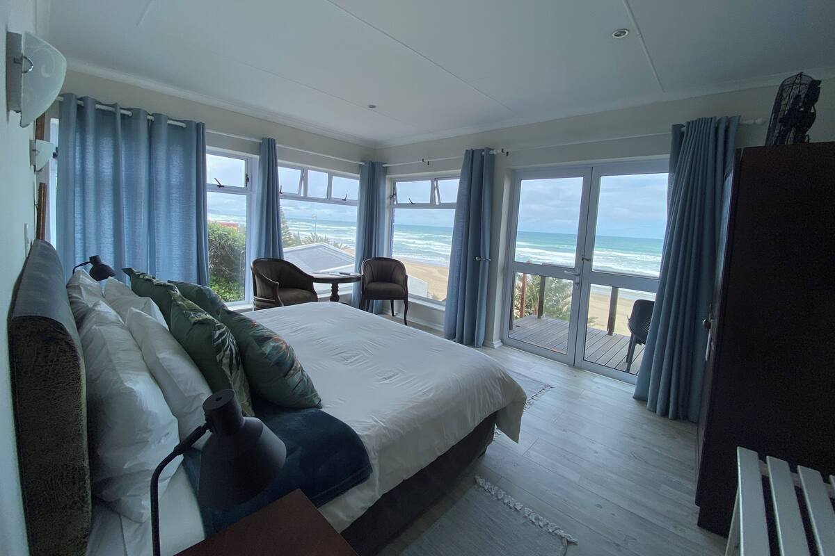 Family Double Room | In-room safe, free WiFi, bed sheets