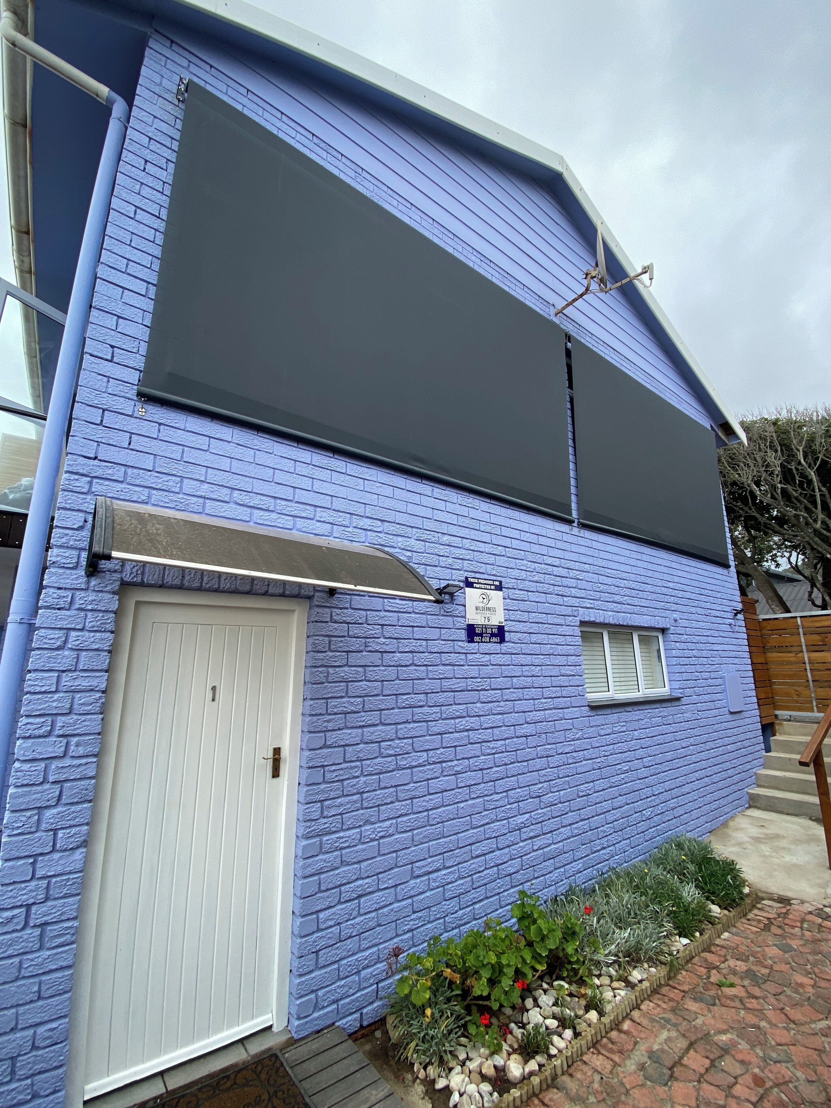 خزنة داخل الغرفة وواي فاي مجانًا وملاءات أسرّة