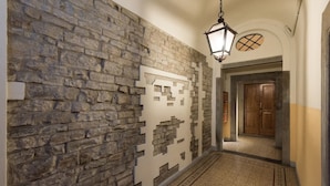 Interior entrance - Vigna 2 - Elegant Apartment in the Centre of Flore (Florence)