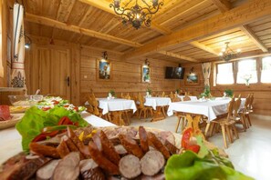 Daily buffet breakfast for a fee - U Gałów Poronin (Poronin)