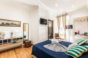 Egyptian cotton sheets, premium bedding, soundproofing, rollaway beds - La dolce vita QG (Rome)