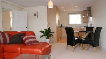 Apartment, 2 Bedrooms, Non Smoking | Living room | DVD player