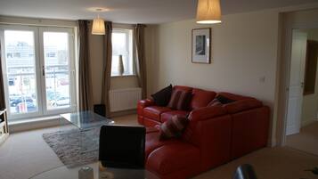 Apartment, 2 Bedrooms, Non Smoking | Living room | DVD player