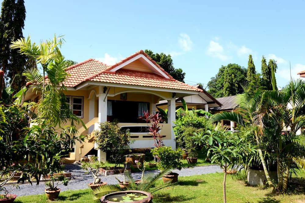 New Sunrise Village Maenam Beach