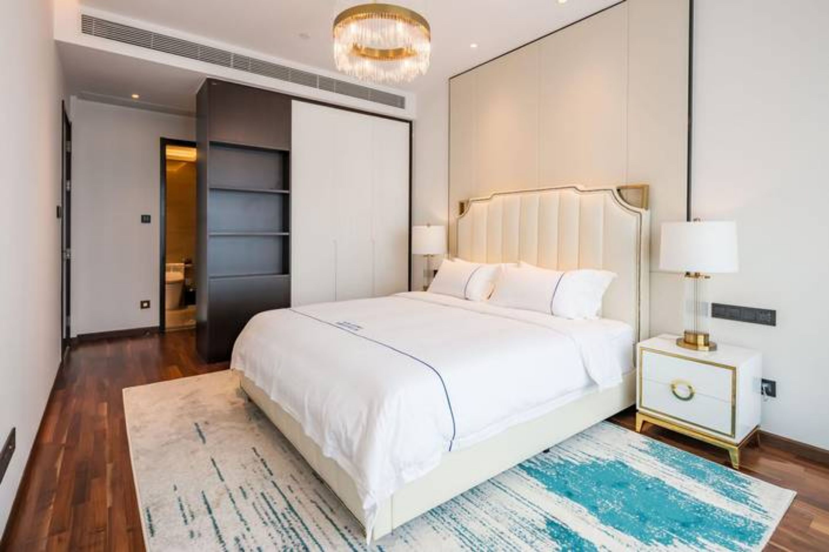 Superior Suite, 2 Bedrooms | Desk, blackout drapes, free WiFi, bed sheets