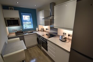 Apartment, 2 Double Beds, Non Smoking | Private kitchen - Shortletting by Bradgate Apartments (Northampton)
