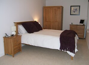 Bed sheets - Shortletting by Centro Ap. - Alpha House (Northampton)