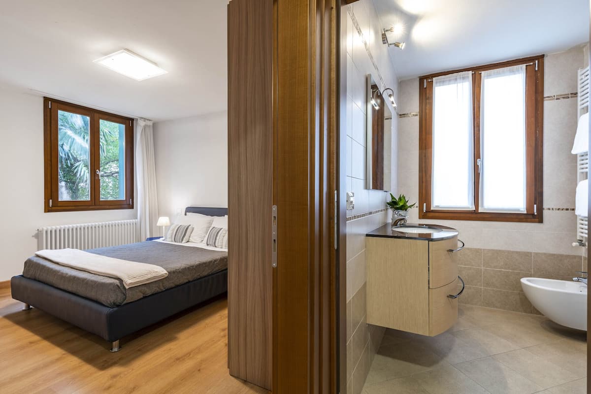 Guglie Design 2 - Appartamento 1 camera | 2 bedrooms, individually decorated, individually furnished