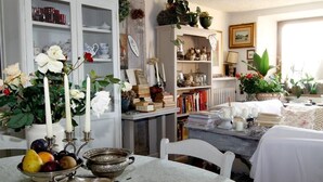Free daily local cuisine breakfast  - Torre di Palme B&b (Fermo)
