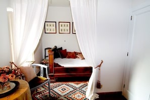 Habitación doble Confort | Wifi gratis y ropa de cama 