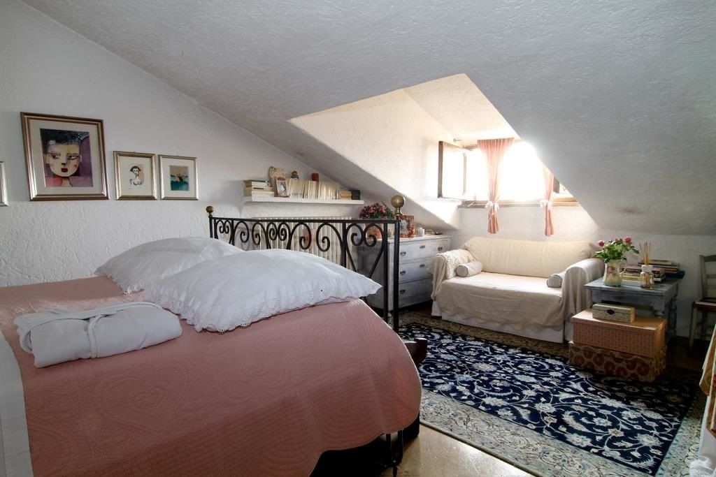 Comfort Double Room | Free WiFi, bed sheets