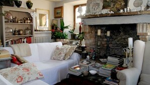 Fireplace - Torre di Palme B&b (Fermo)